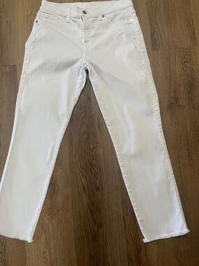 Women’s 7 For All Mankind White Denim Straight Jeans size 30